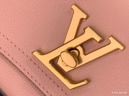 First bag ru LOUIS CHAIN PM LOCKME VUITTON 0814